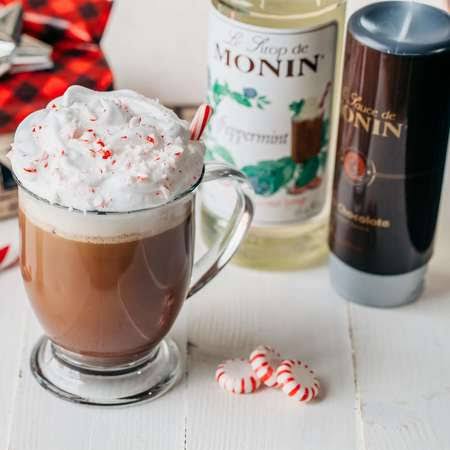 Dark Chocolate Sauce (64 oz) D88326