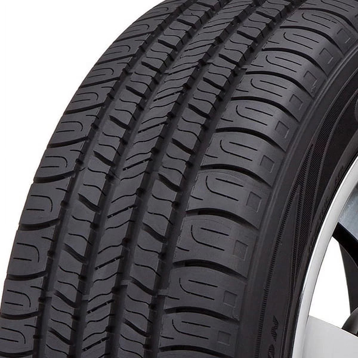 Set of 4 All-Season 215/55R17 94H Tires W88579