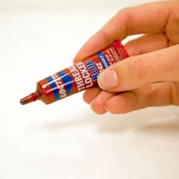 Blue Removable Medium Strength Threadlocker 6 ml Z689