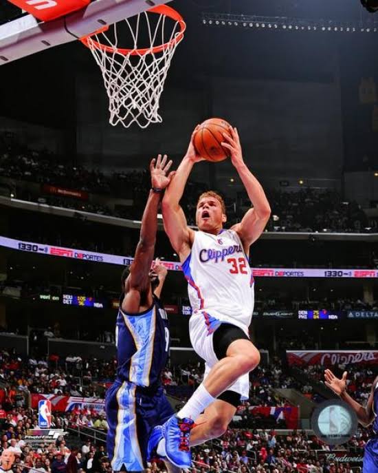 Posterazzi Blake Griffin Action Photo Print H660528