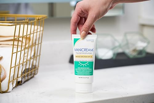 Facial Moisturizer with SPF 30 Mineral Sunscreen 2.5 fl oz F9025