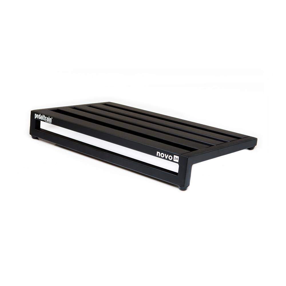 24 Pedalboard with Tour Case N594