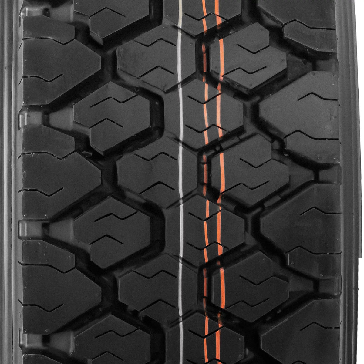 225/70R19.5 Commercial Tire J1320