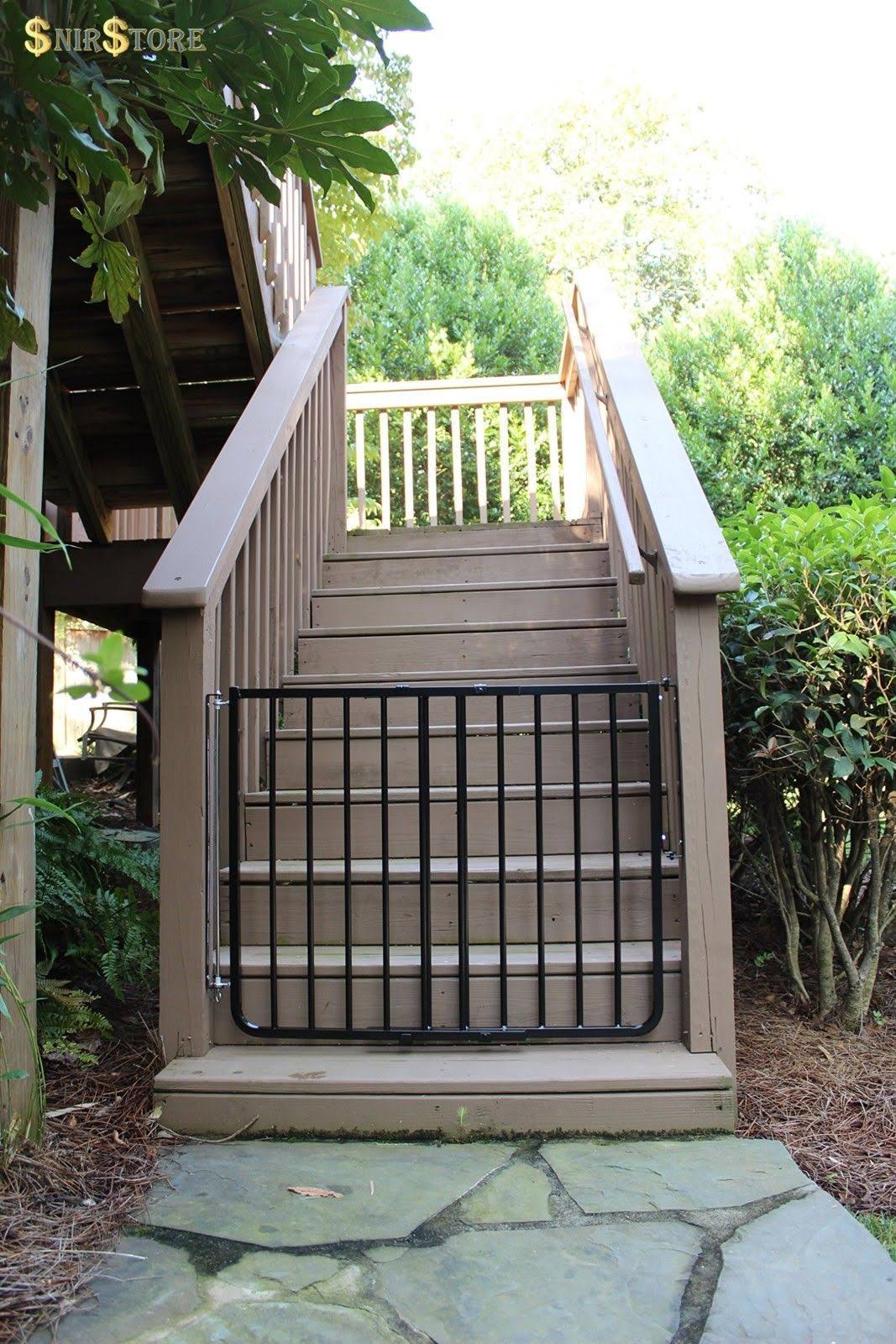 Black Stairway Safety Gate P400